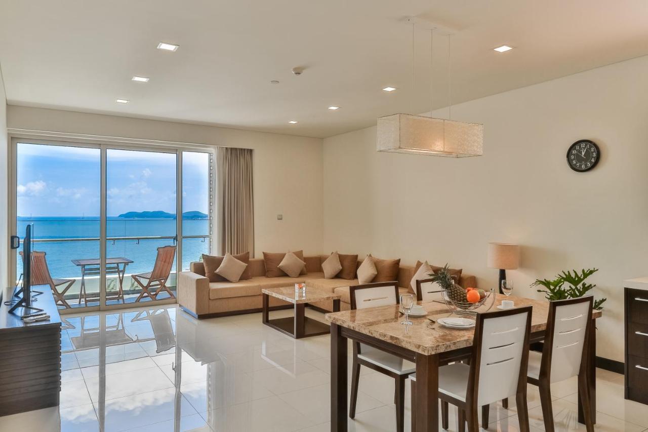 Neo Century Sea View Nha Trang Aparthotel Exteriör bild